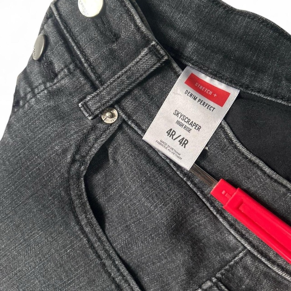 Express High Rise Skyscraper Multi Button Slit Boot Cut Stretch Jeans - Picture 5 of 8